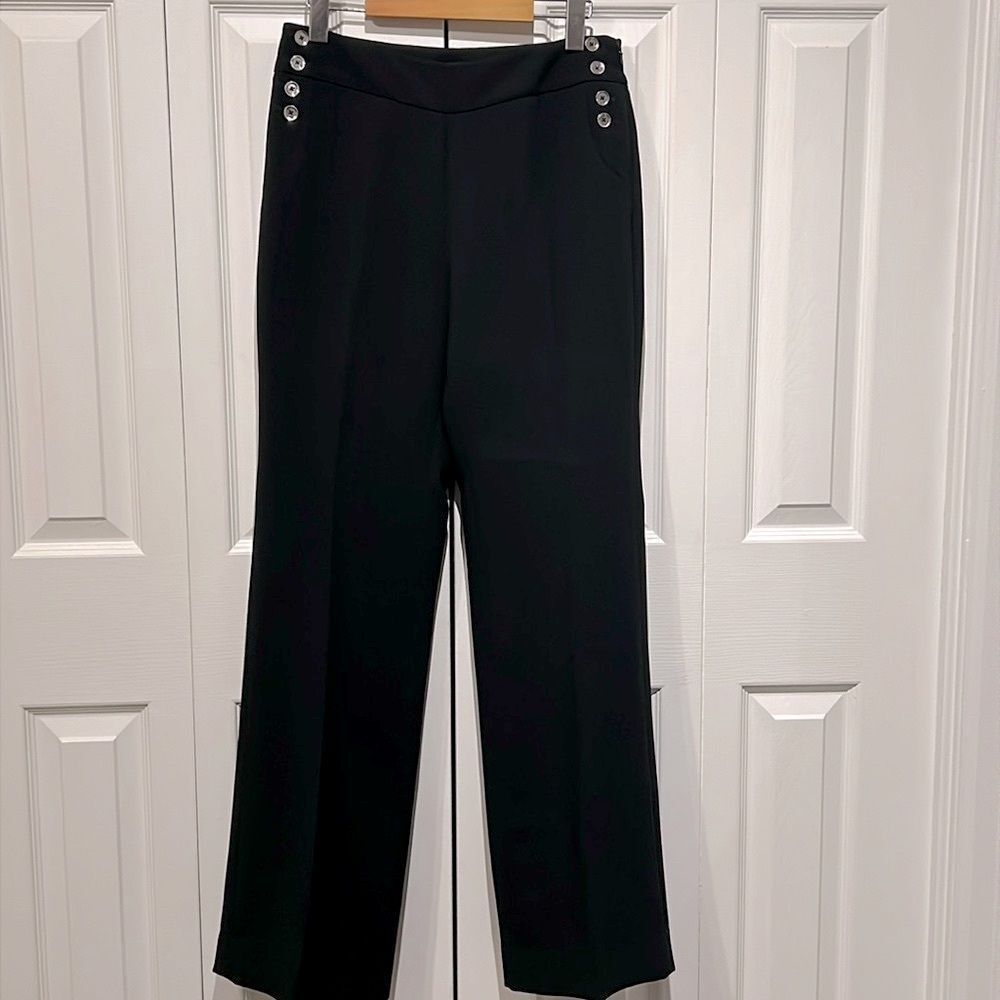 White House Black Market Black Flare Lined Pants Size‎ 6